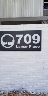 Lamar-Oaks-Address-Sign