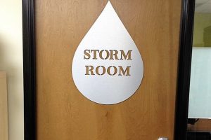 indoor-door-custom-sign